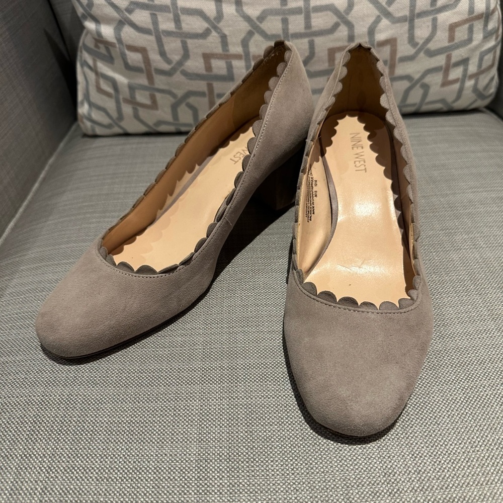Nine West Suede Scallop Edge Pump